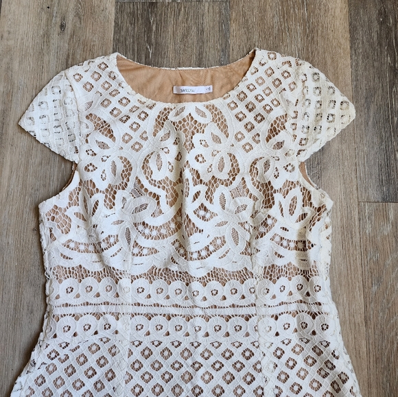 Gorgeous Bailey44 Daffodil white dress - Picture 3 of 16